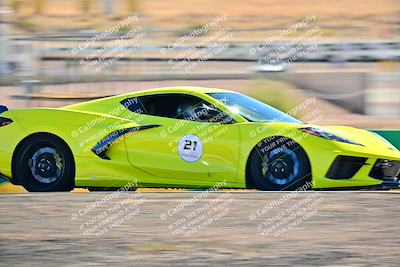 media/Oct-18-2025-Extreme Speed (Sat) [[d6d7e1fef1]]/Red-Green/